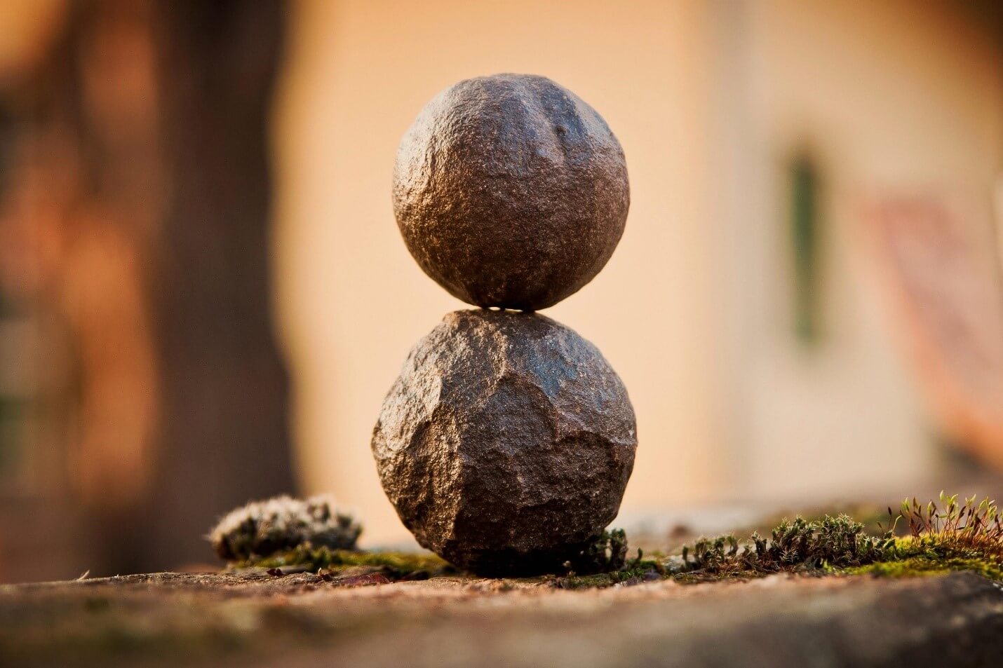 WHEN IT COMES TO ACNE, IT’S ALL ABOUT BALANCE!